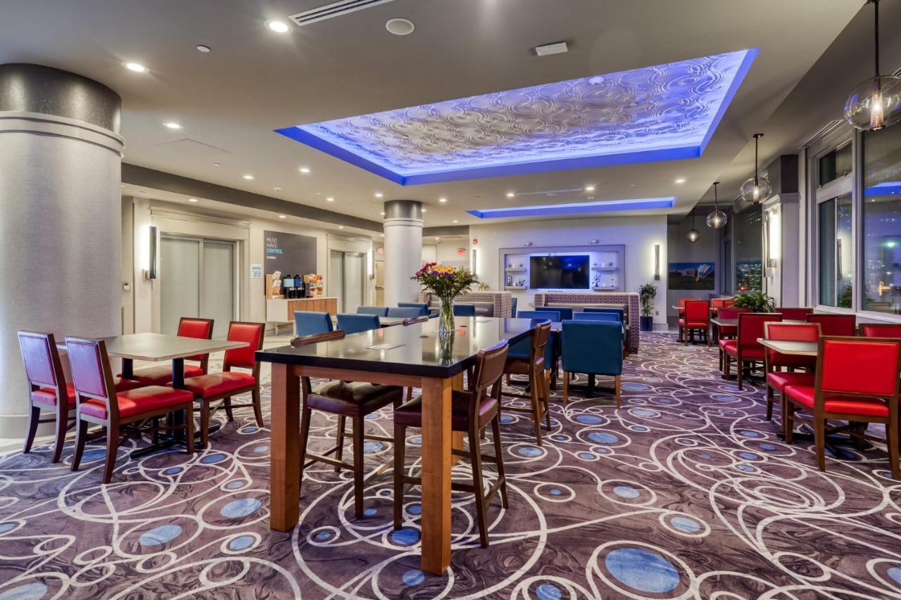 Holiday Inn Express - Kansas City Downtown By Ihg Экстерьер фото